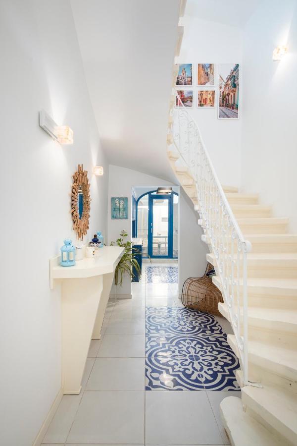 Chic, Stylish Traditional Townhouse With Terrace - סיינט פול ביי מראה חיצוני תמונה