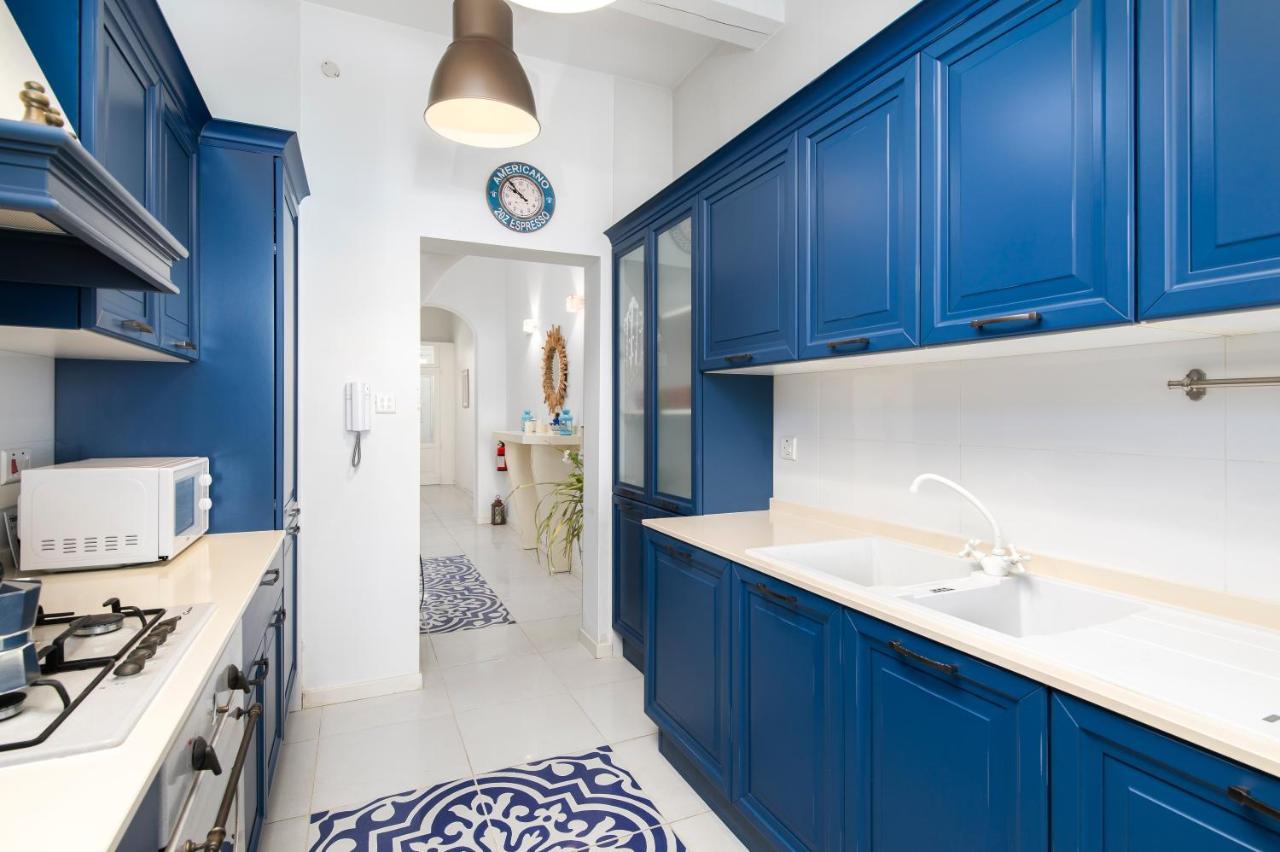 Chic, Stylish Traditional Townhouse With Terrace - סיינט פול ביי מראה חיצוני תמונה